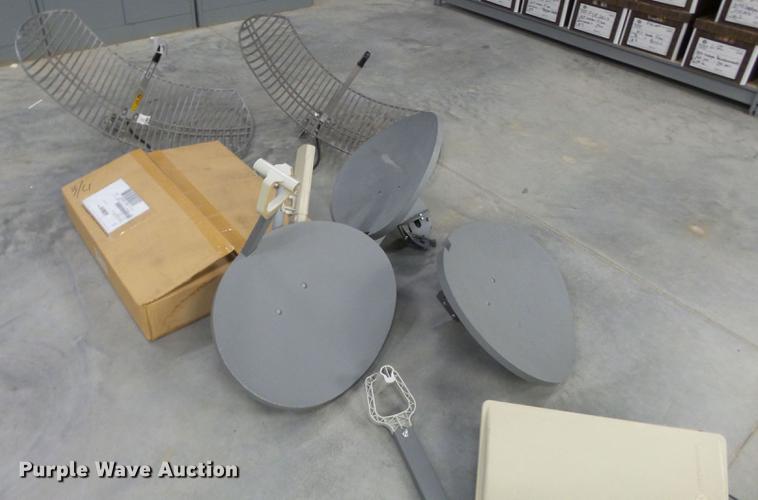 image for item CD9623 Alvarion & Lucent wireless internet equipment