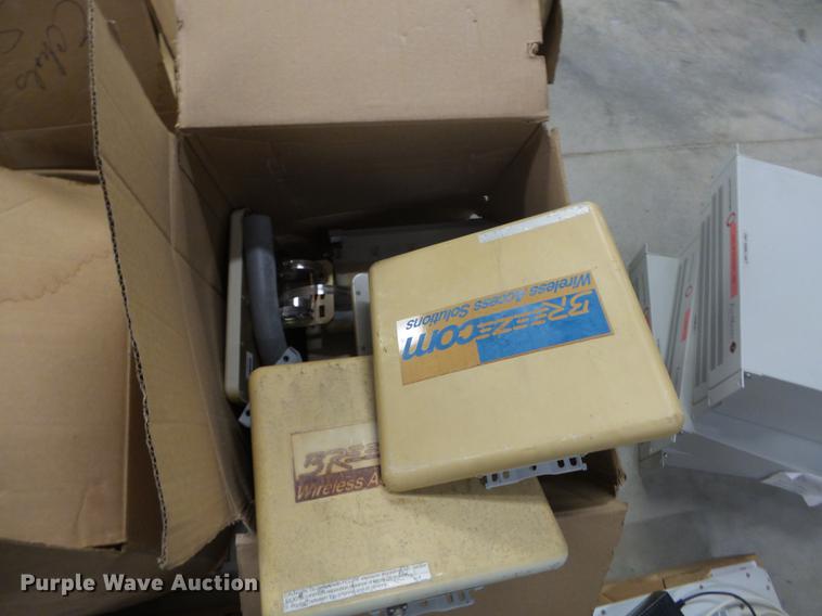 image for item CD9623 Alvarion & Lucent wireless internet equipment