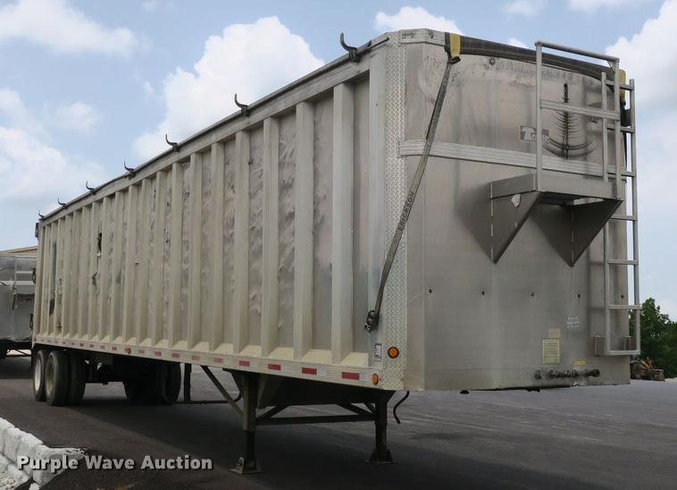 image for item DB8757 2004 Travis walking floor trailer