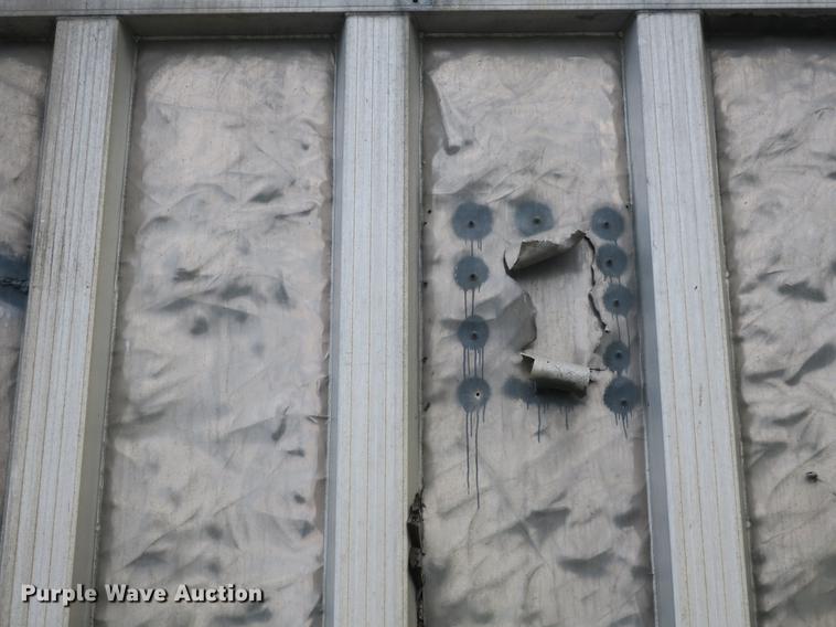 image for item DB8757 2004 Travis walking floor trailer