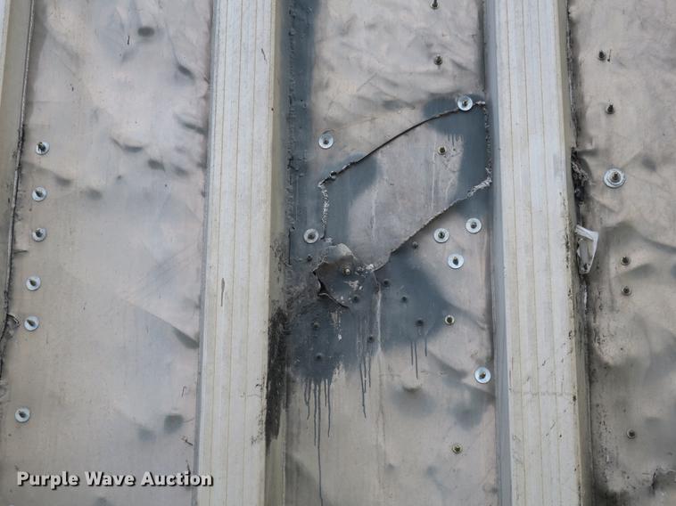 image for item DB8757 2004 Travis walking floor trailer