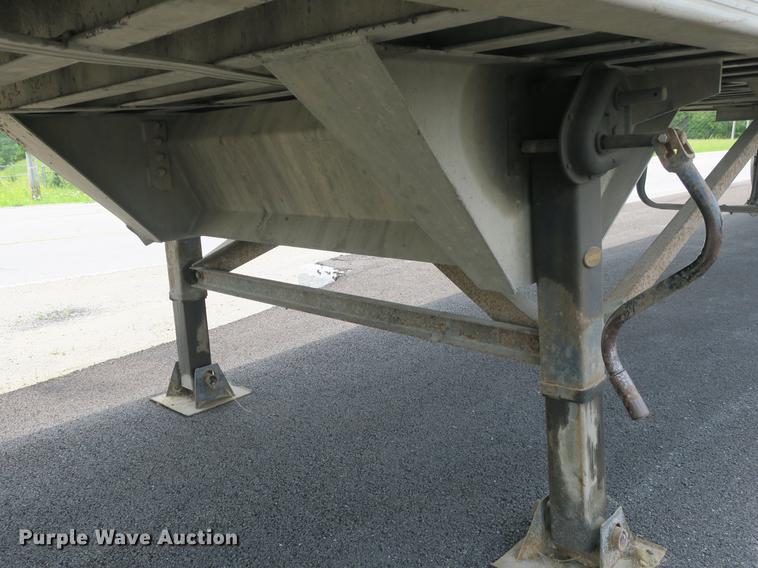 image for item DB8757 2004 Travis walking floor trailer