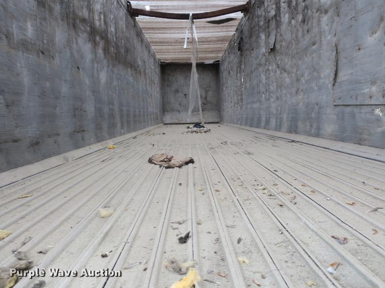 image for item DB8757 2004 Travis walking floor trailer