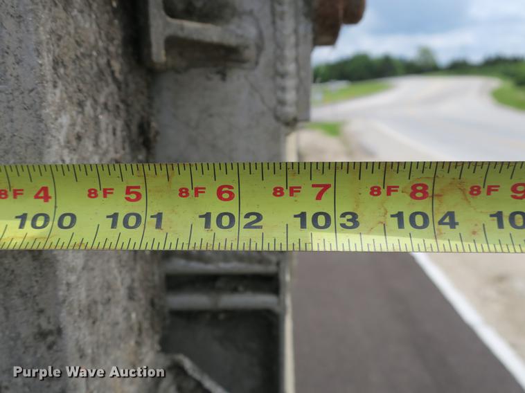 image for item DB8757 2004 Travis walking floor trailer