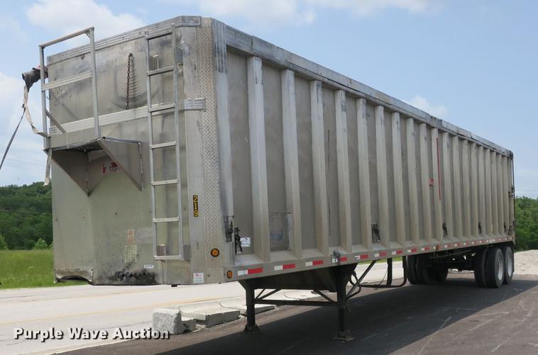 image for item DB8758 2007 Travis walking floor trailer