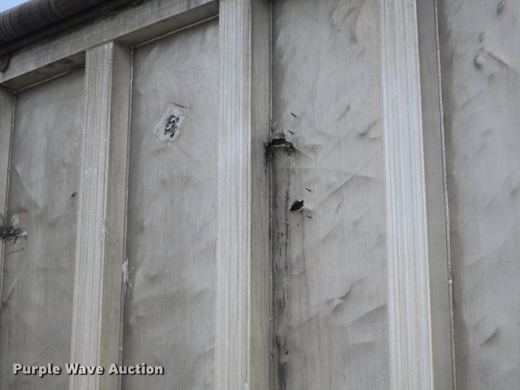 image for item DB8758 2007 Travis walking floor trailer