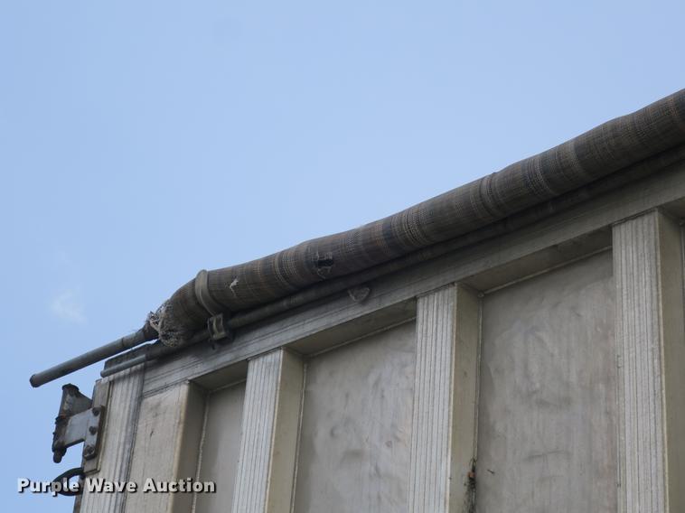 image for item DB8758 2007 Travis walking floor trailer