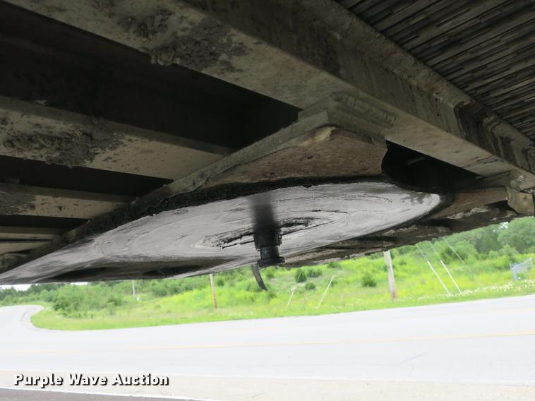 image for item DB8758 2007 Travis walking floor trailer