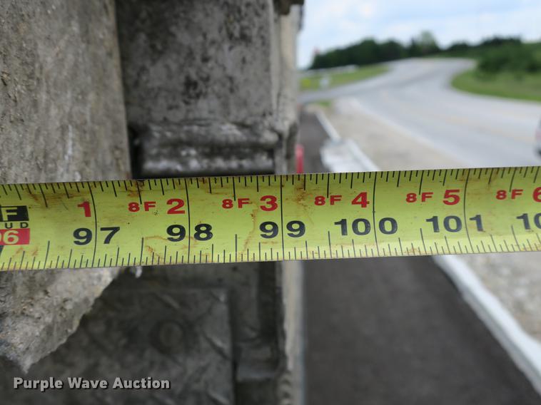 image for item DB8758 2007 Travis walking floor trailer