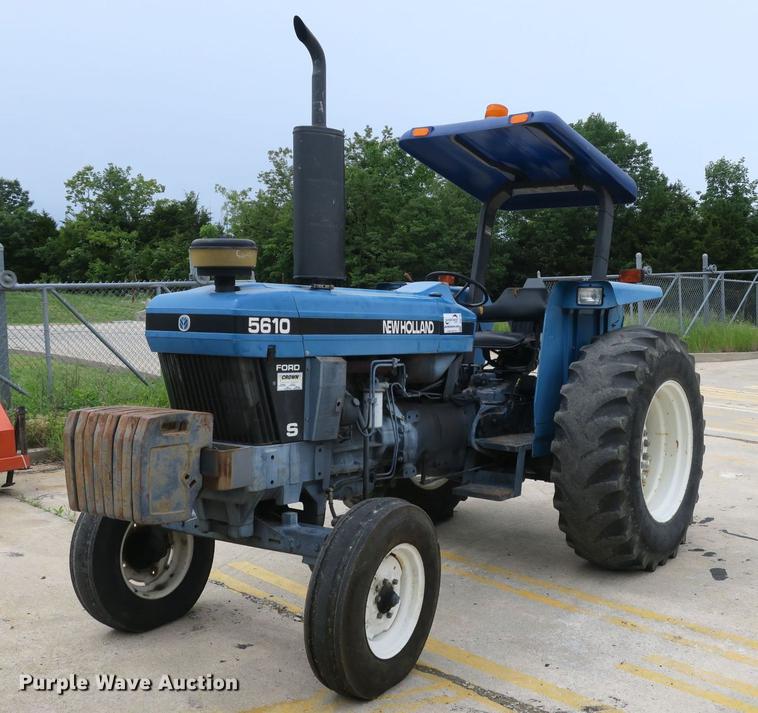 image for item DB8762 1998 New Holland 5610 tractor
