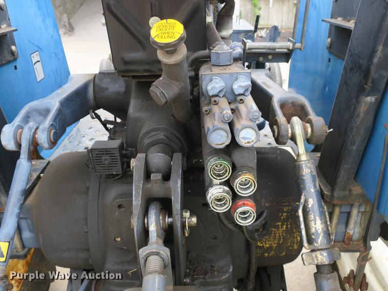 image for item DB8762 1998 New Holland 5610 tractor