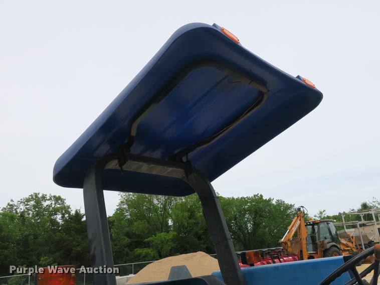 image for item DB8762 1998 New Holland 5610 tractor