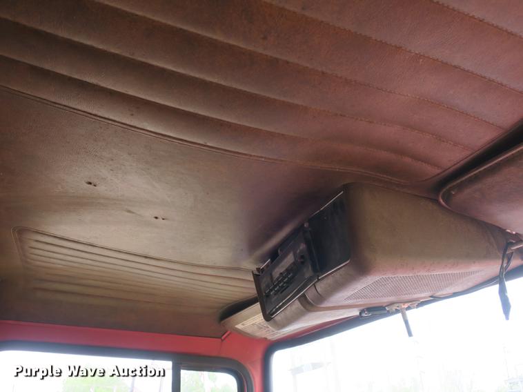 image for item DB8769 1982 Ford 700 dump truck