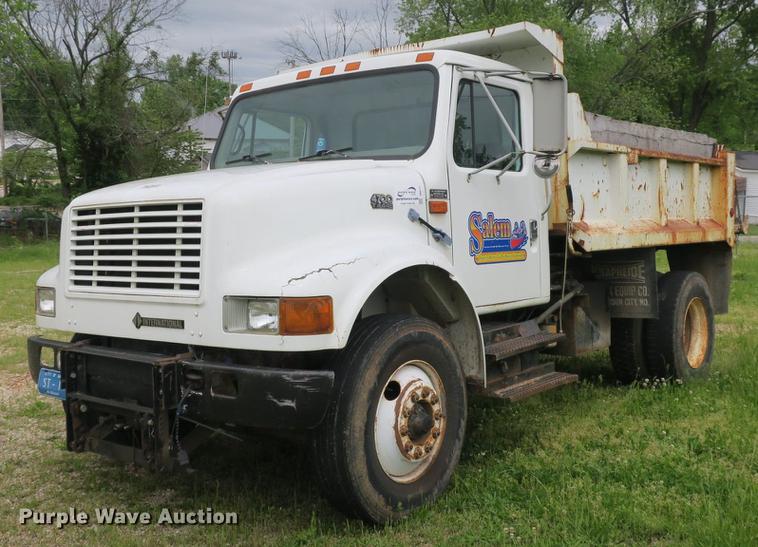 image for item DB8771 1998 International 4700 dump truck