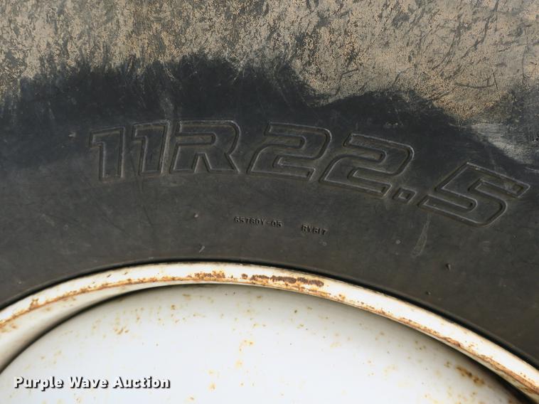 image for item DB8771 1998 International 4700 dump truck