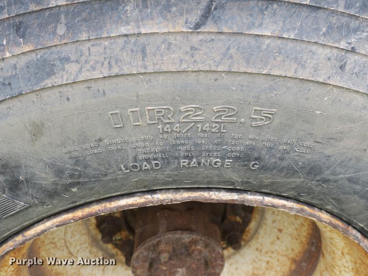 image for item DB8771 1998 International 4700 dump truck