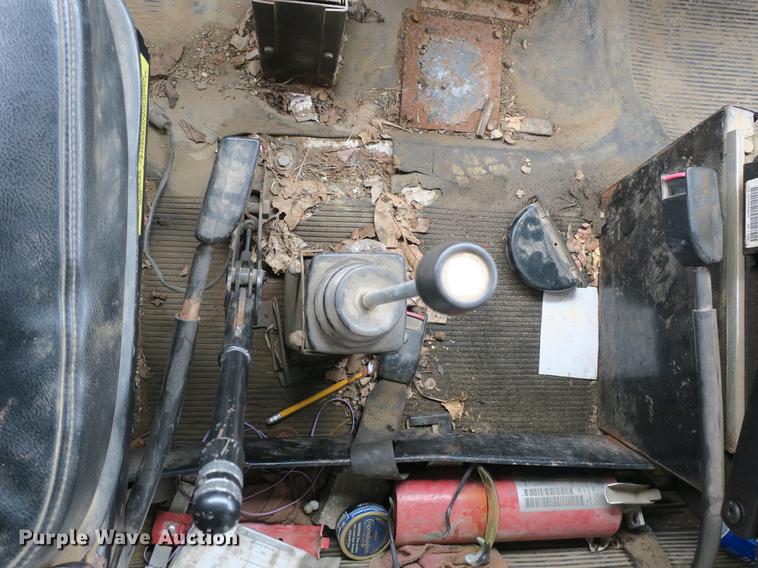 image for item DB8771 1998 International 4700 dump truck