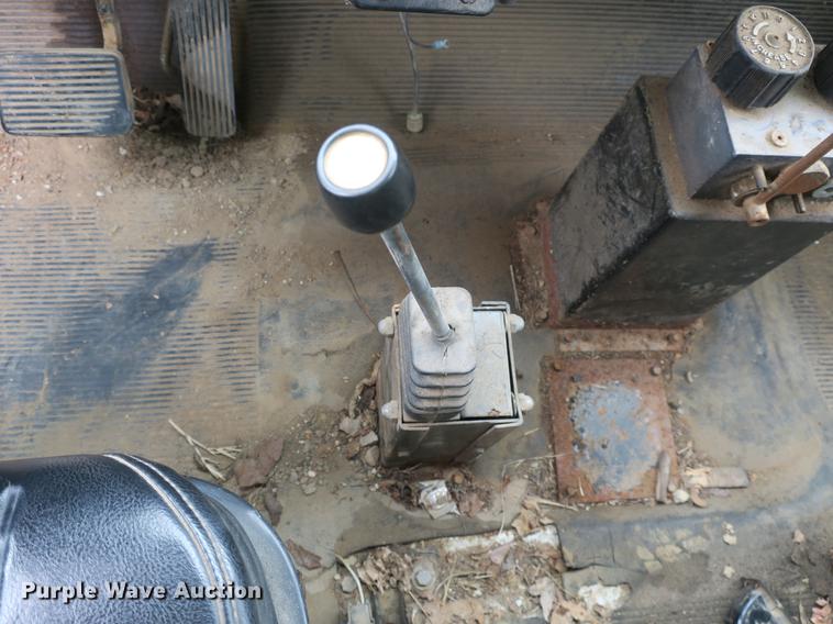 image for item DB8771 1998 International 4700 dump truck