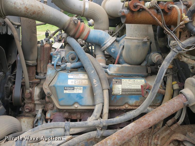 image for item DB8771 1998 International 4700 dump truck