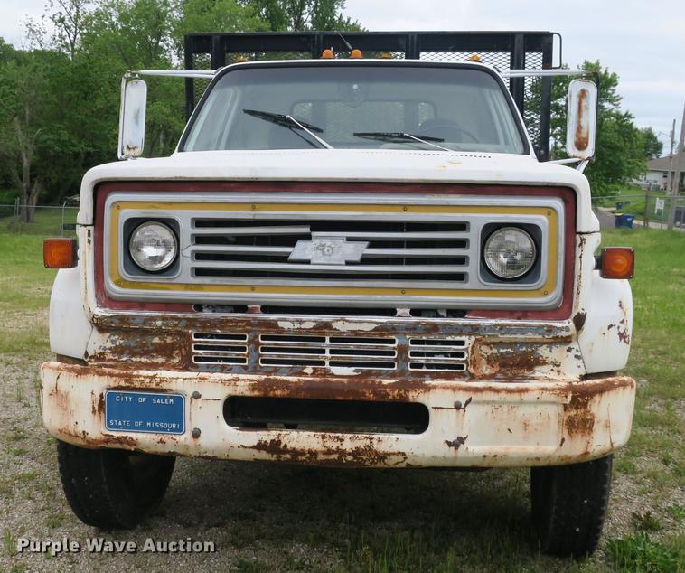 image for item DB8772 1984 Chevrolet C70 flat dump bed truck