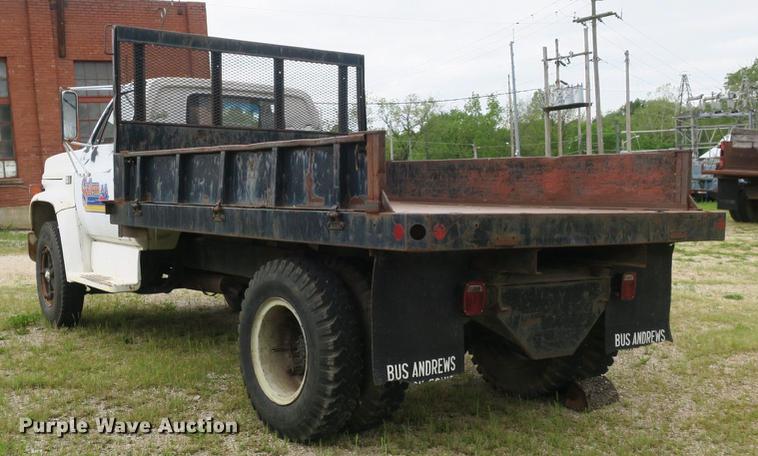 image for item DB8772 1984 Chevrolet C70 flat dump bed truck