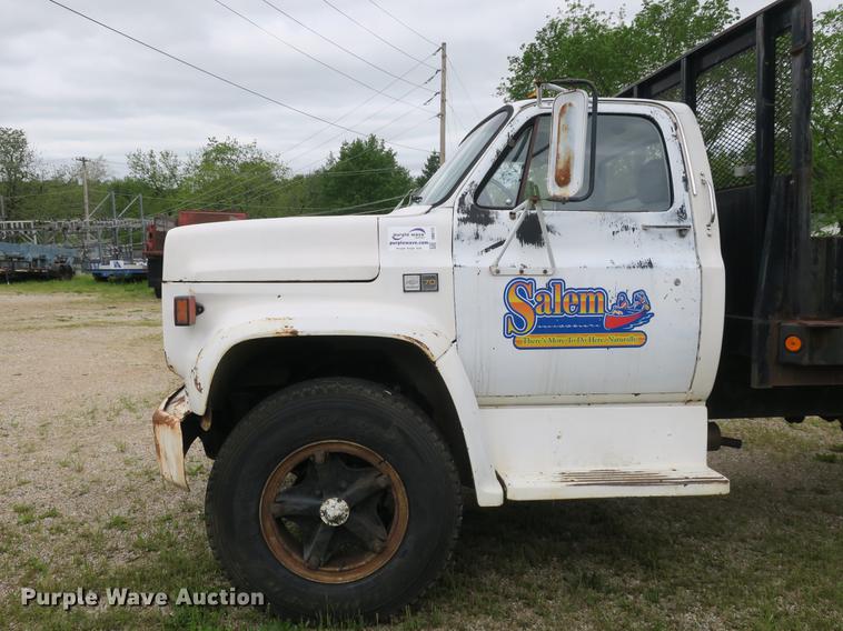 image for item DB8772 1984 Chevrolet C70 flat dump bed truck