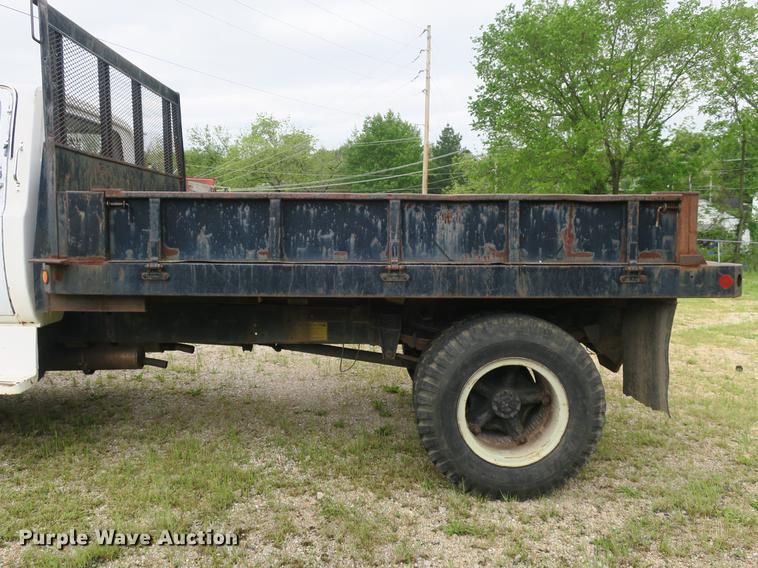 image for item DB8772 1984 Chevrolet C70 flat dump bed truck