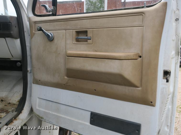 image for item DB8772 1984 Chevrolet C70 flat dump bed truck