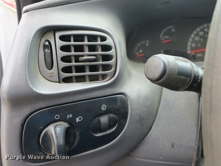 image for item DB8826 2003 Ford F150 SuperCab pickup truck