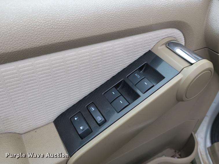 image for item DB8945 2008 Ford Explorer SUV