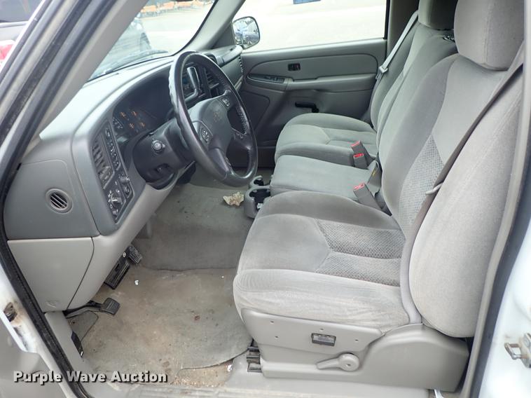 image for item DC1365 2005 Chevrolet Tahoe SUV