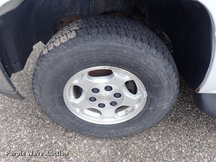 image for item DC1365 2005 Chevrolet Tahoe SUV