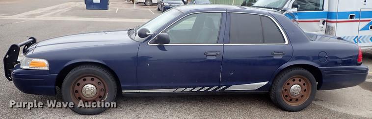 image for item DC1369 2009 Ford Crown Victoria Police Interceptor