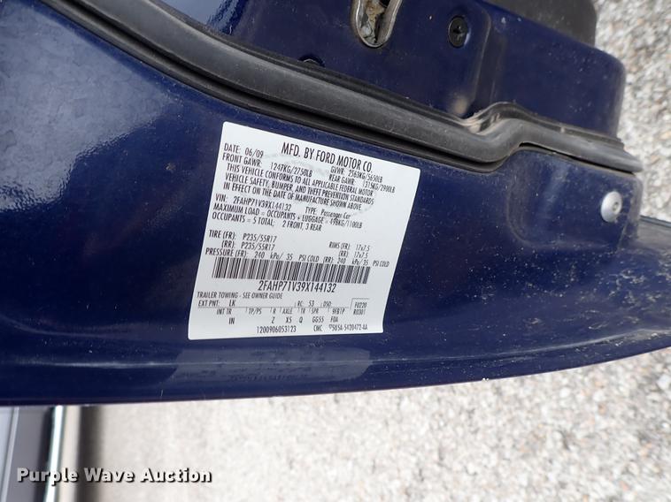 image for item DC1369 2009 Ford Crown Victoria Police Interceptor