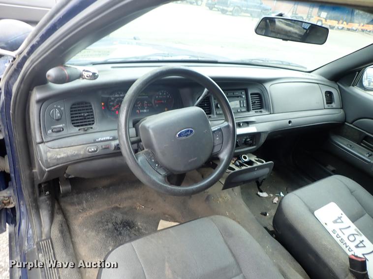 image for item DC1369 2009 Ford Crown Victoria Police Interceptor