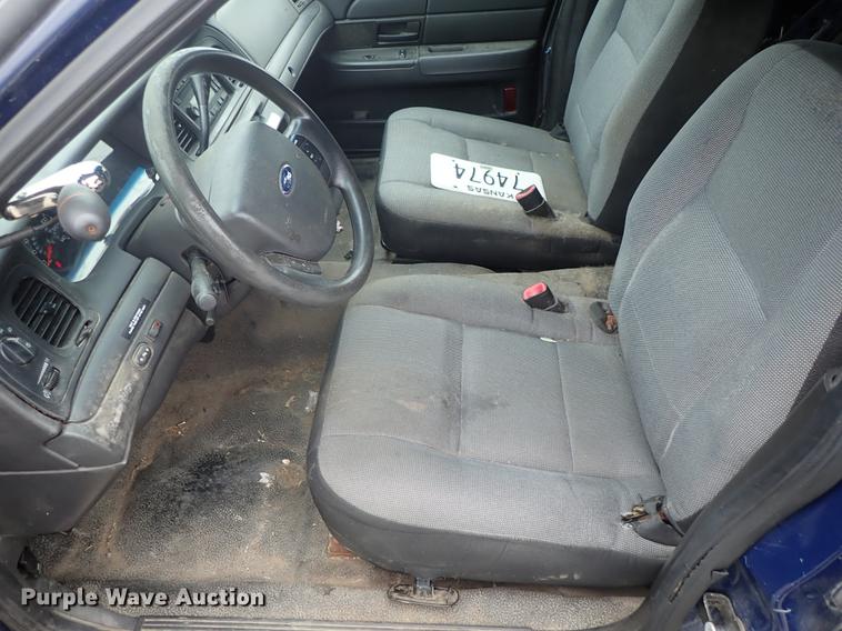 image for item DC1369 2009 Ford Crown Victoria Police Interceptor