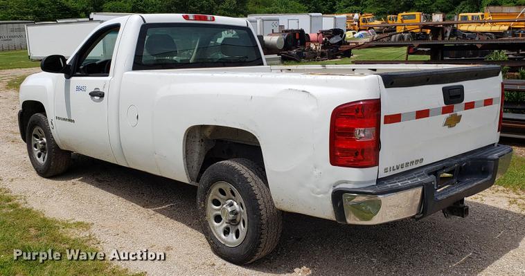 image for item DD4698 2008 Chevrolet Silverado 1500 pickup truck