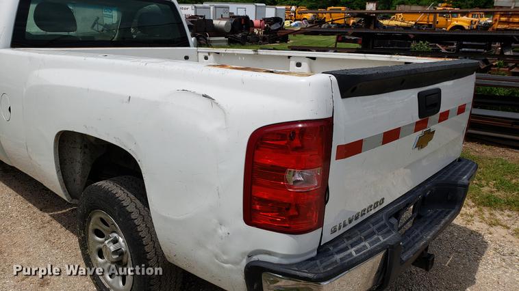 image for item DD4698 2008 Chevrolet Silverado 1500 pickup truck