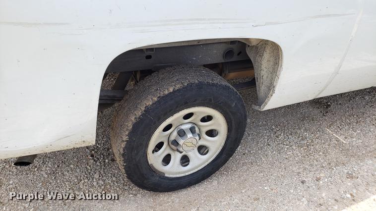 image for item DD4698 2008 Chevrolet Silverado 1500 pickup truck