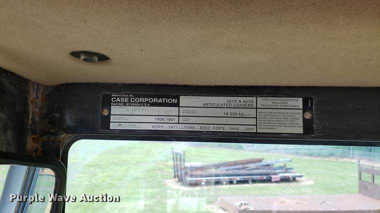 image for item DD4701 Case 621D wheel loader