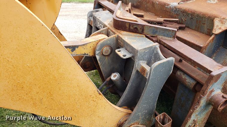 image for item DD4701 Case 621D wheel loader