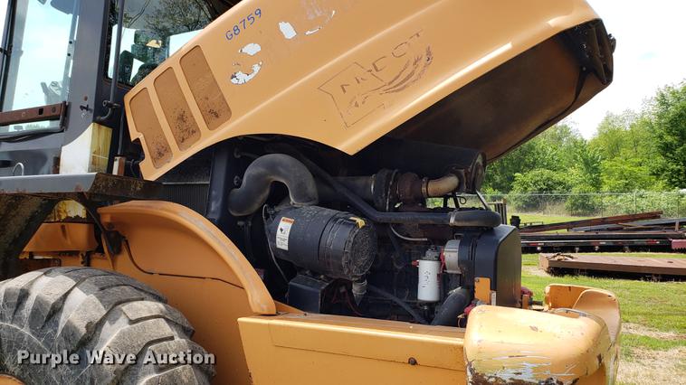 image for item DD4701 Case 621D wheel loader