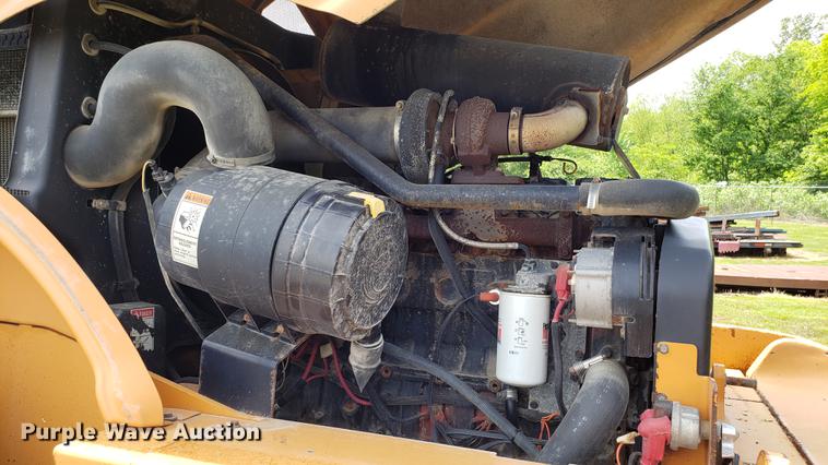 image for item DD4701 Case 621D wheel loader