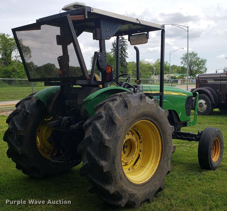 image for item DD4702 2008 John Deere 5325 tractor