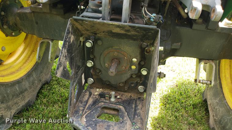 image for item DD4702 2008 John Deere 5325 tractor