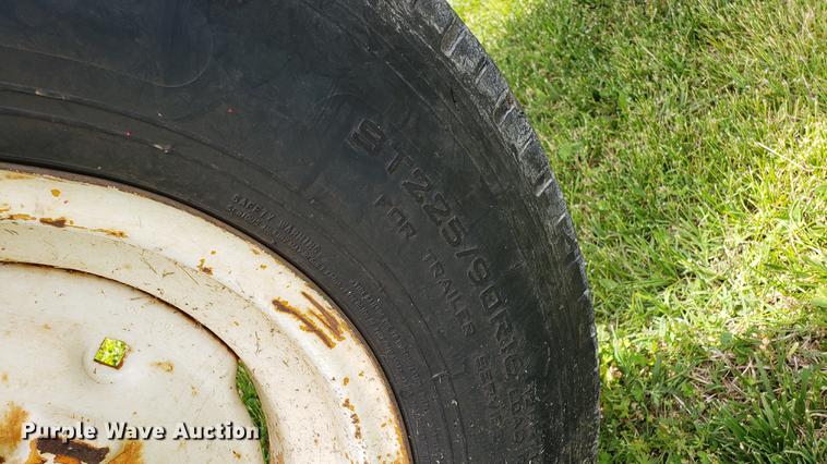 image for item DD4702 2008 John Deere 5325 tractor