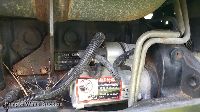 image for item DD4702 2008 John Deere 5325 tractor