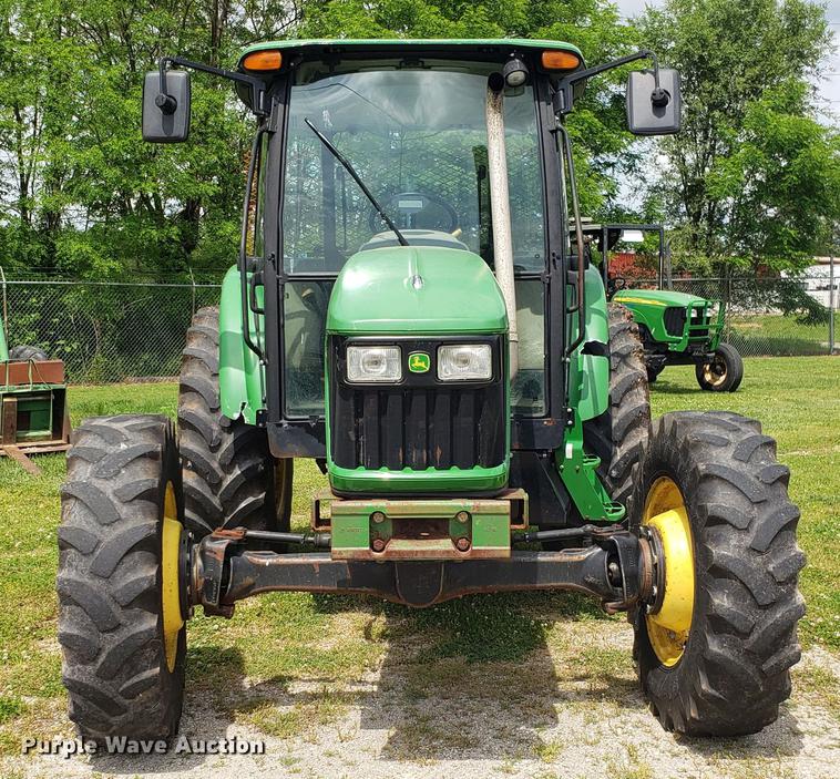 image for item DD4703 2009 John Deere 5101E MFWD tractor