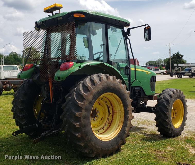 image for item DD4703 2009 John Deere 5101E MFWD tractor