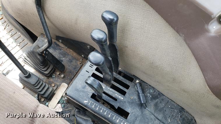 image for item DD4703 2009 John Deere 5101E MFWD tractor